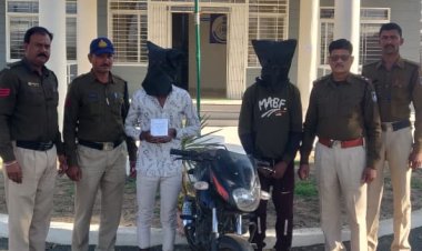 Crime News : मोबाईल लूट कर भागने वाले तीनों आरोपीयों को पुलिस ने 5 घंटे में पकड़ा